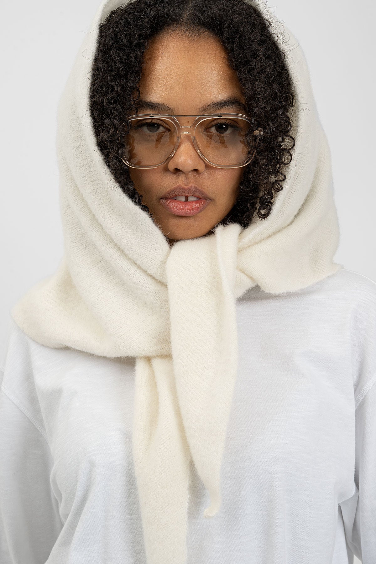 TRIANGLE Maxi Scarf Cream