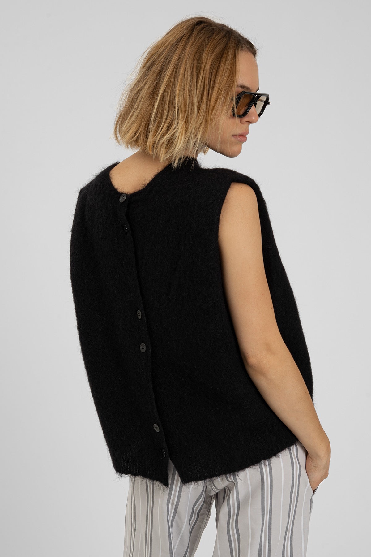 AYA Cardigan Black
