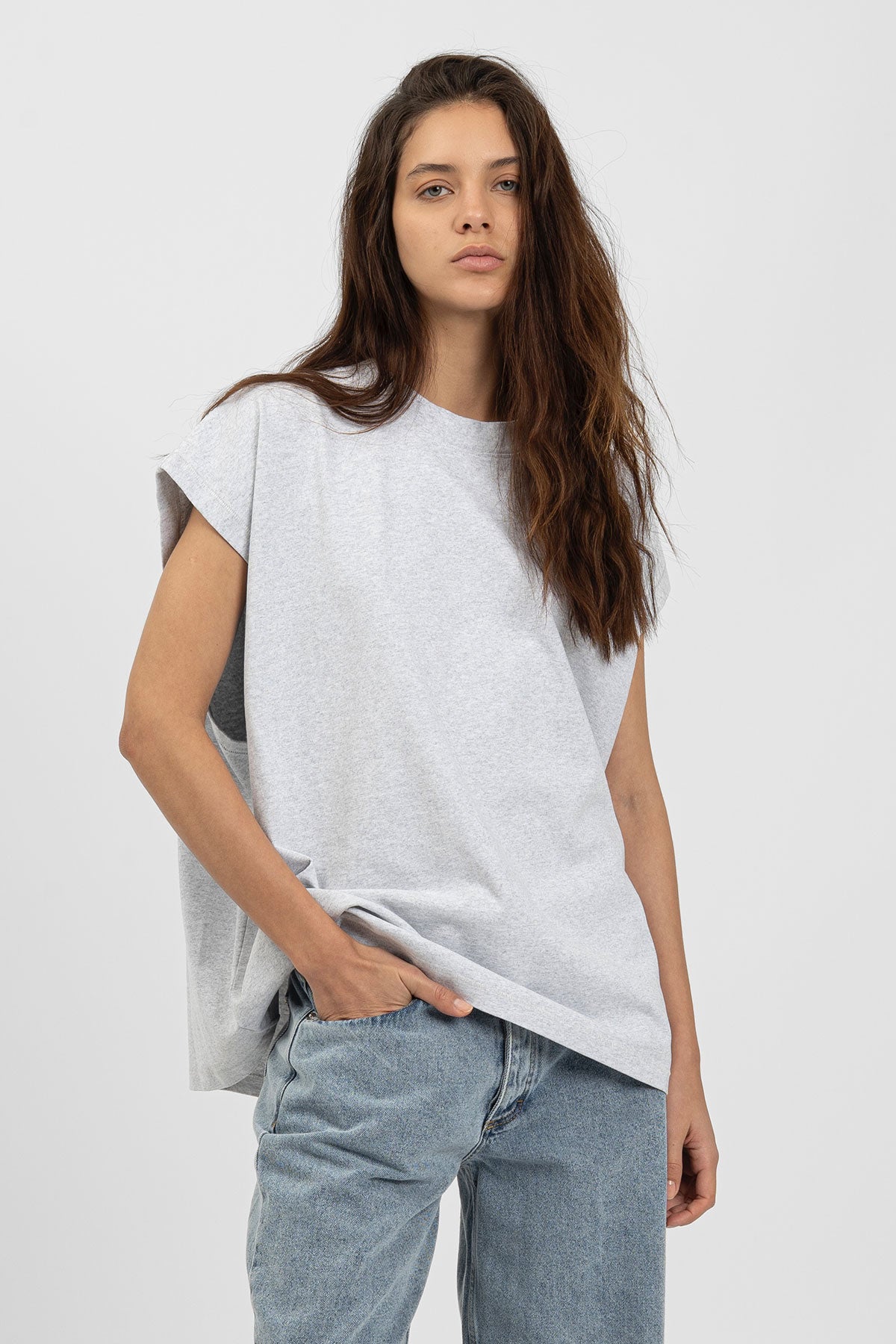 bp HEAVY 013 Sleeveless Tee Grey - Main Image