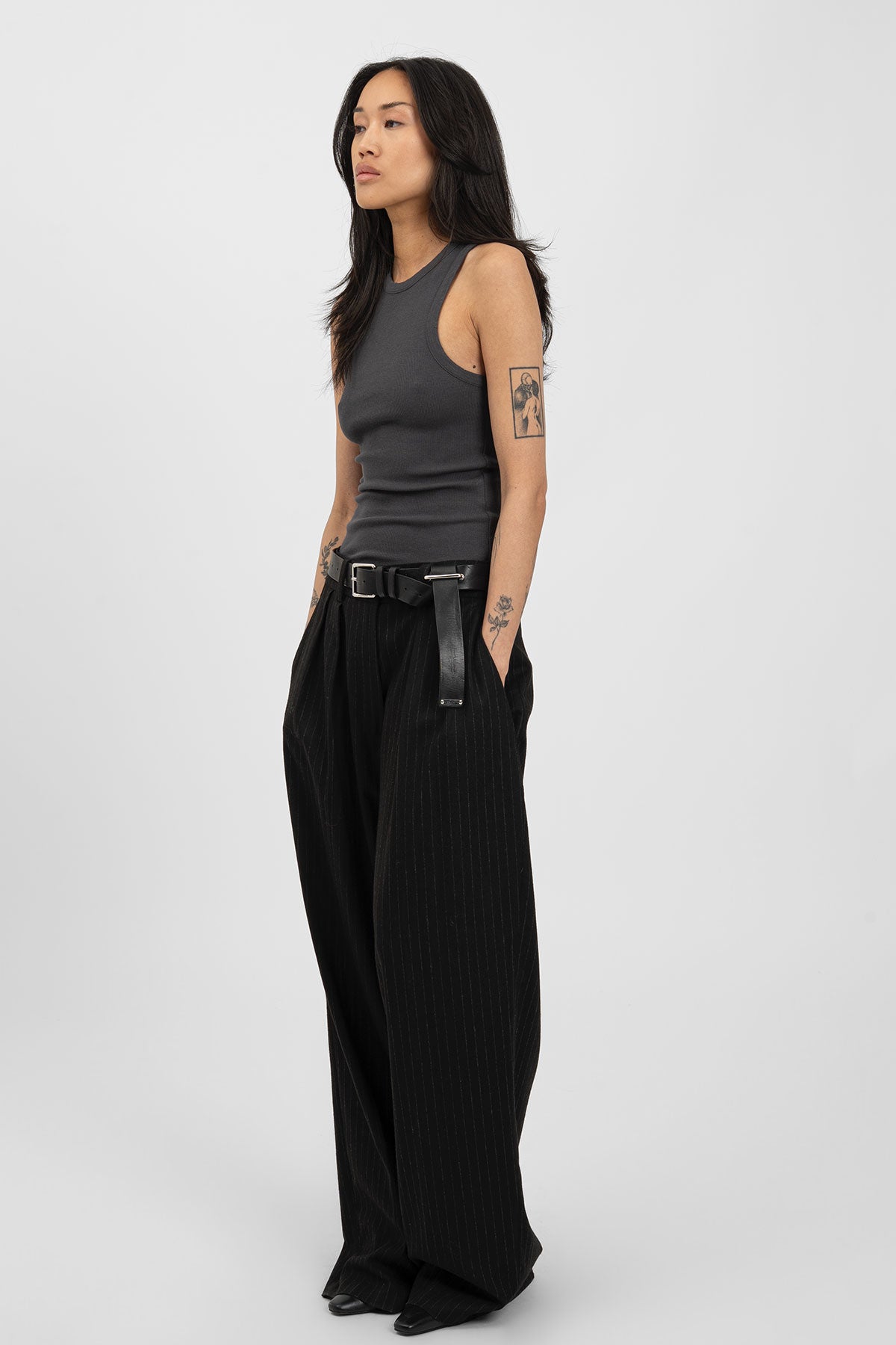 bp THICK 018 Top Anthracite