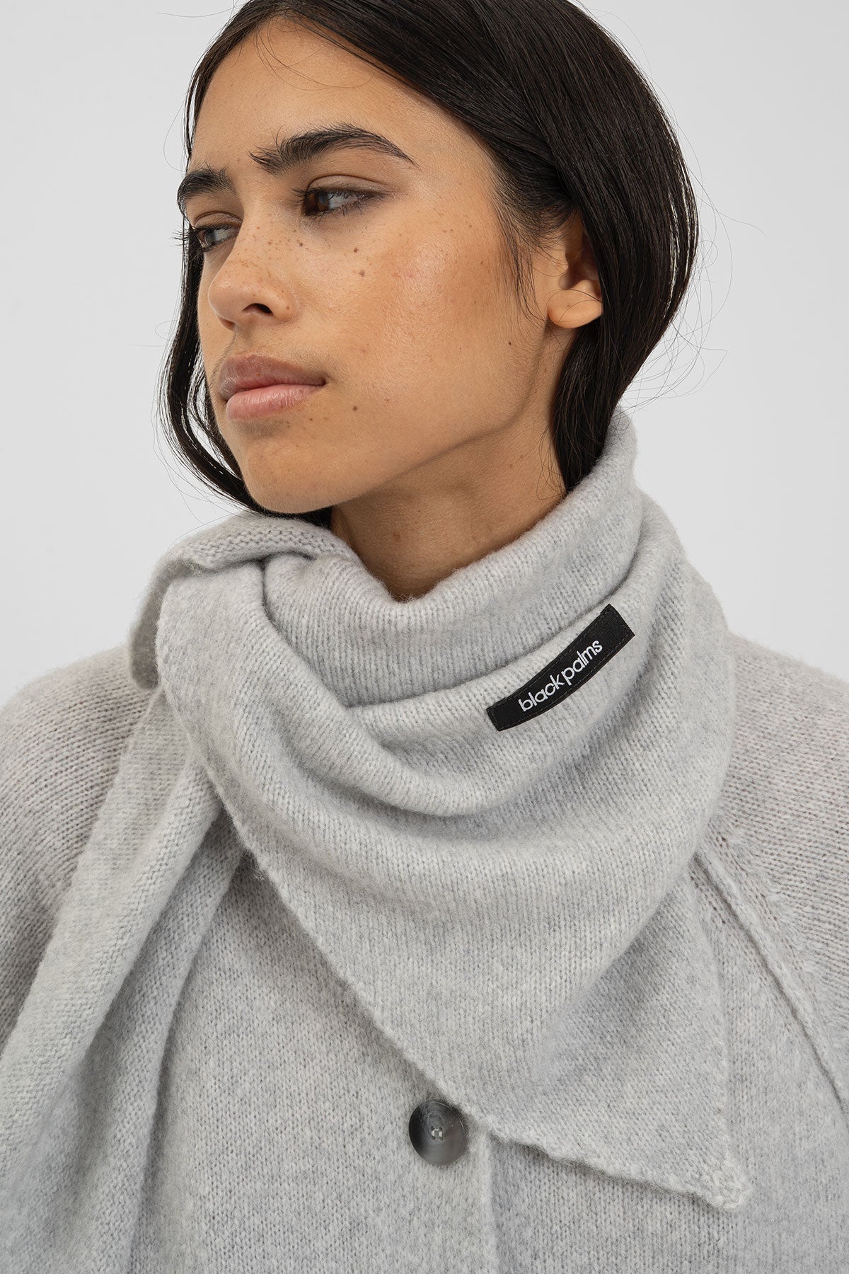 TRIANGLE Mini Scarf Grey