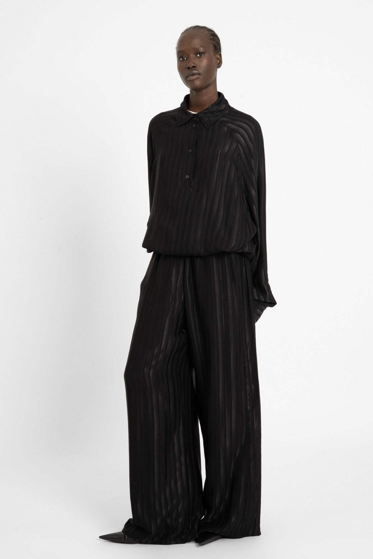 DENAH Flares Black