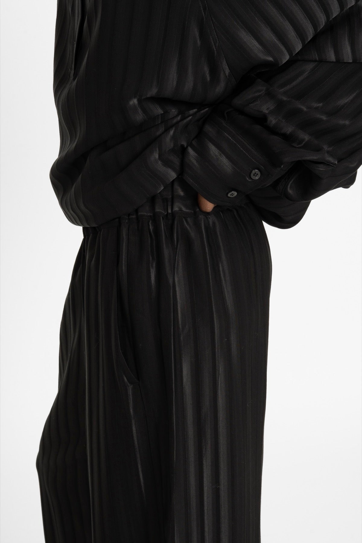 DENAH Flares Black
