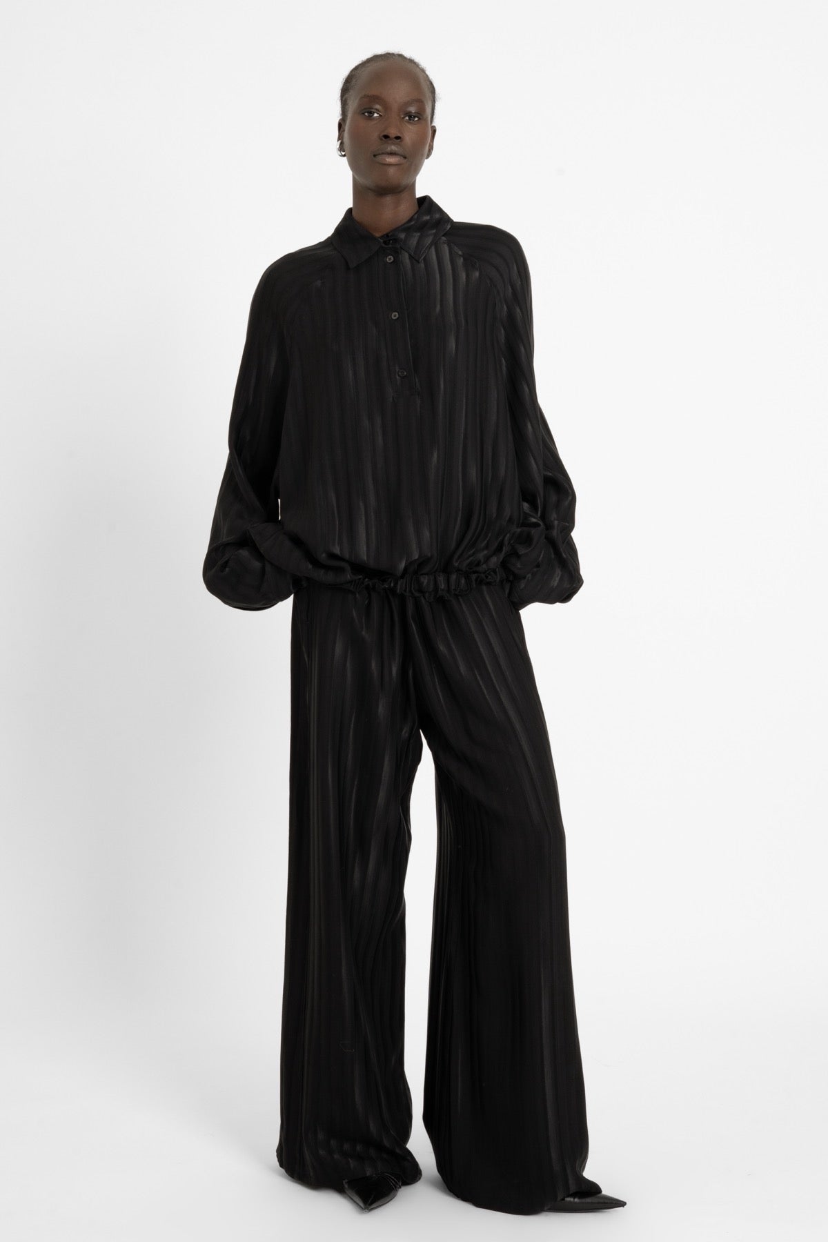 DENAH Flares Black
