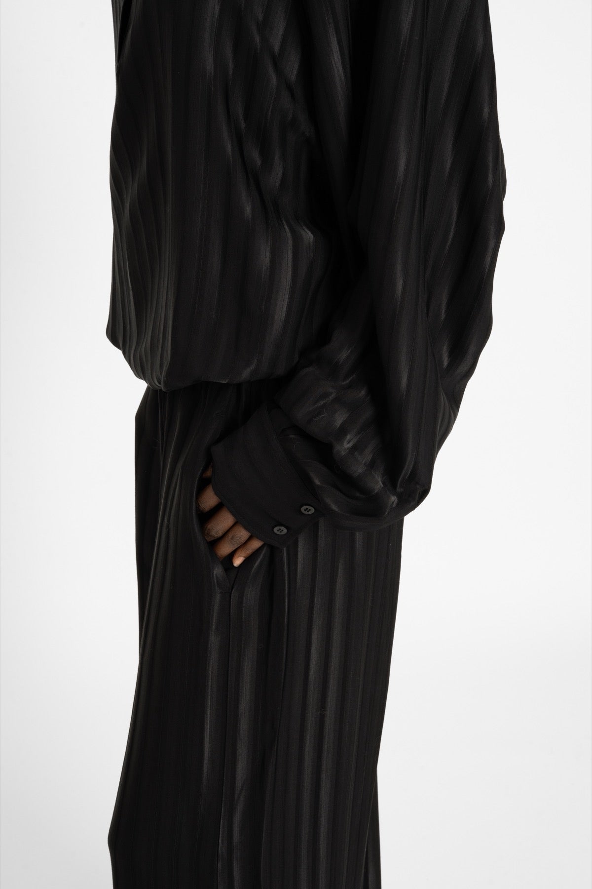 DENAH Flares Black