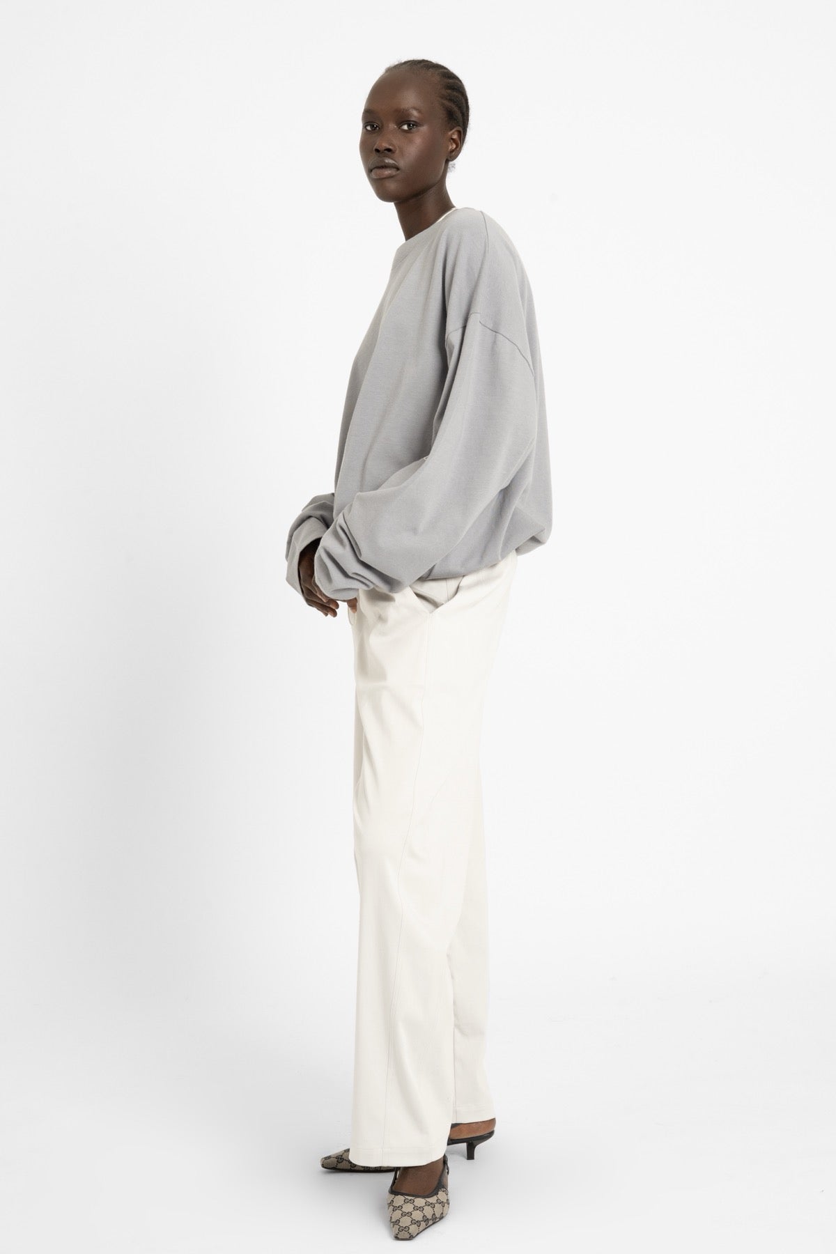 bp ICONIC 042 Tuck Long Tee Smoke Blue