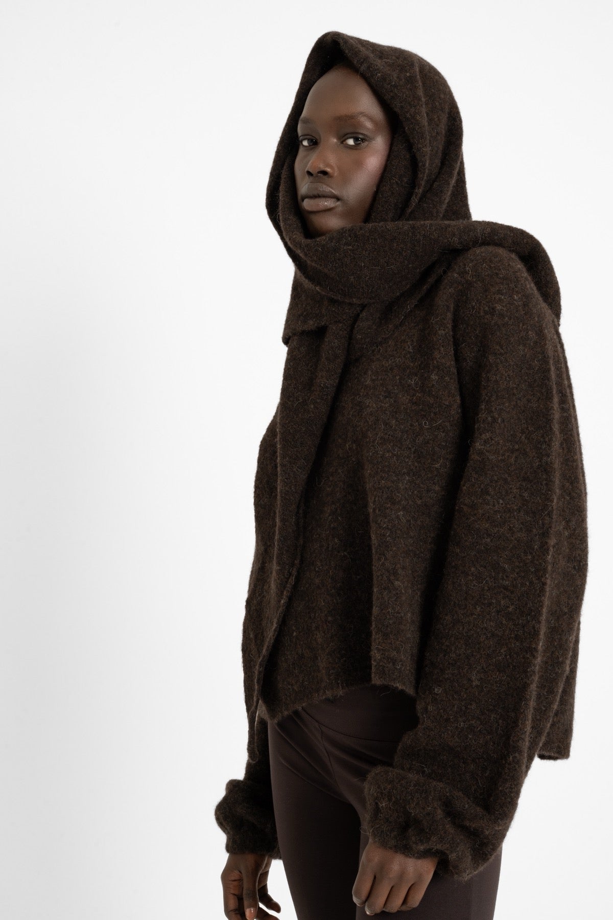 TRIANGLE Maxi Scarf Chocolate