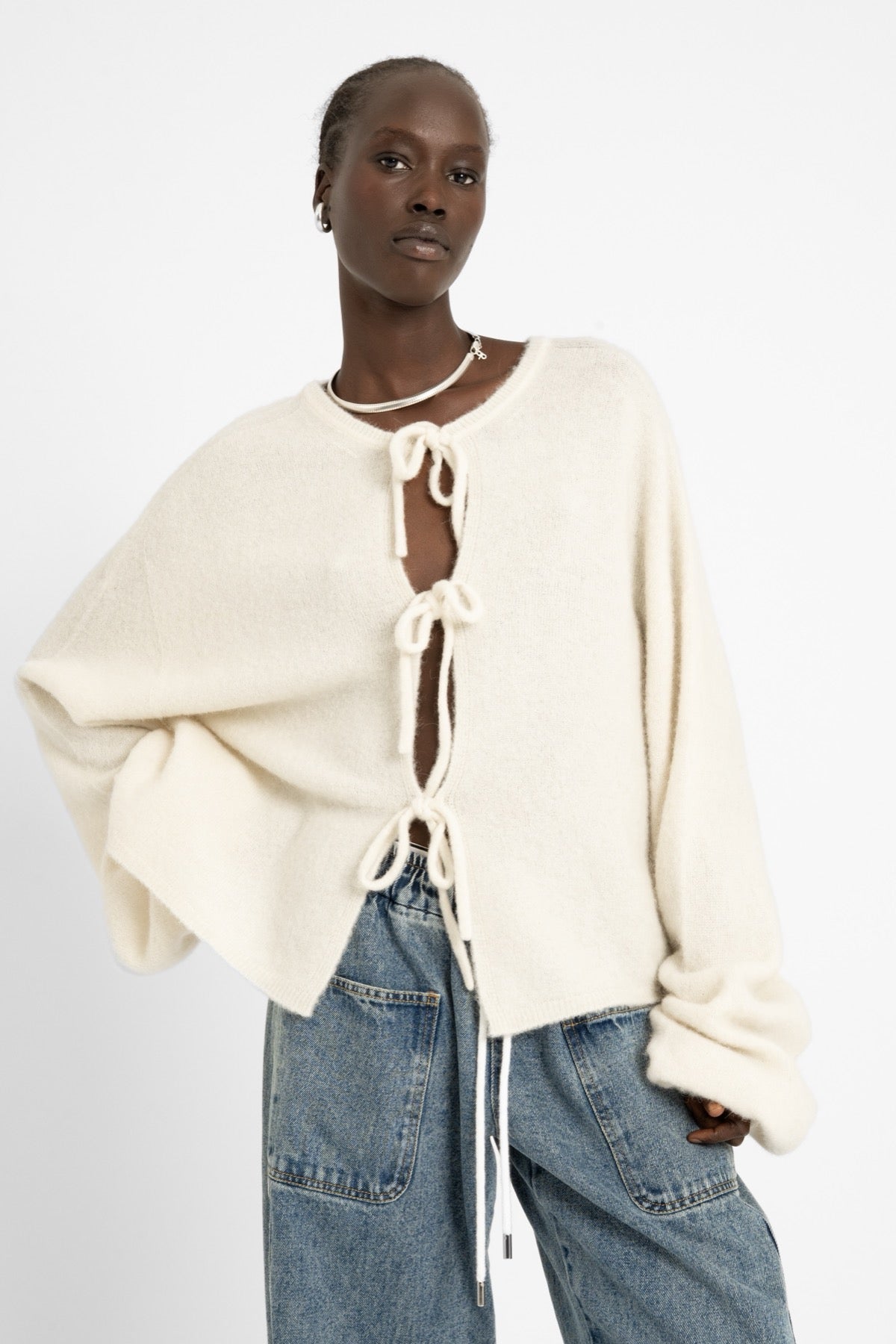 ZUSIE Cardigan Cream