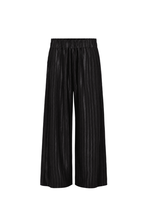 DENAH Flares Black