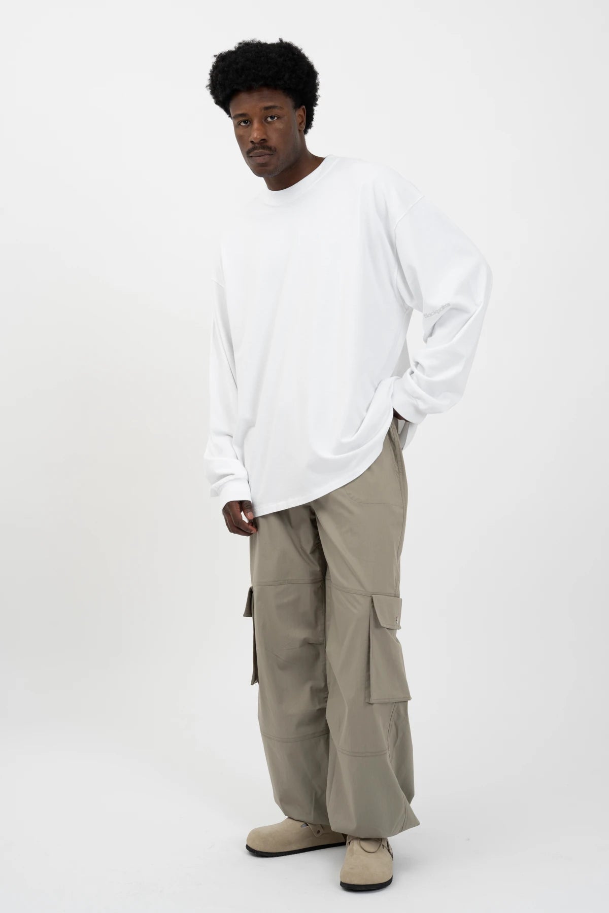 bp ICONIC 003 Long Tee White