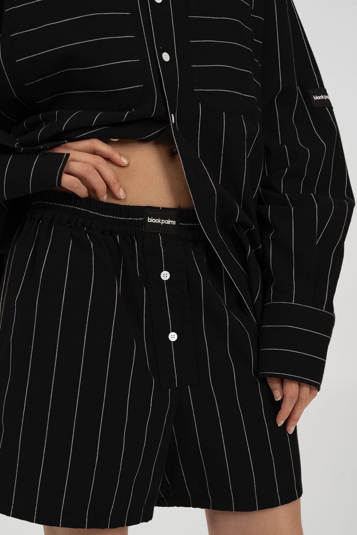 BRINO Shorts Black Striped