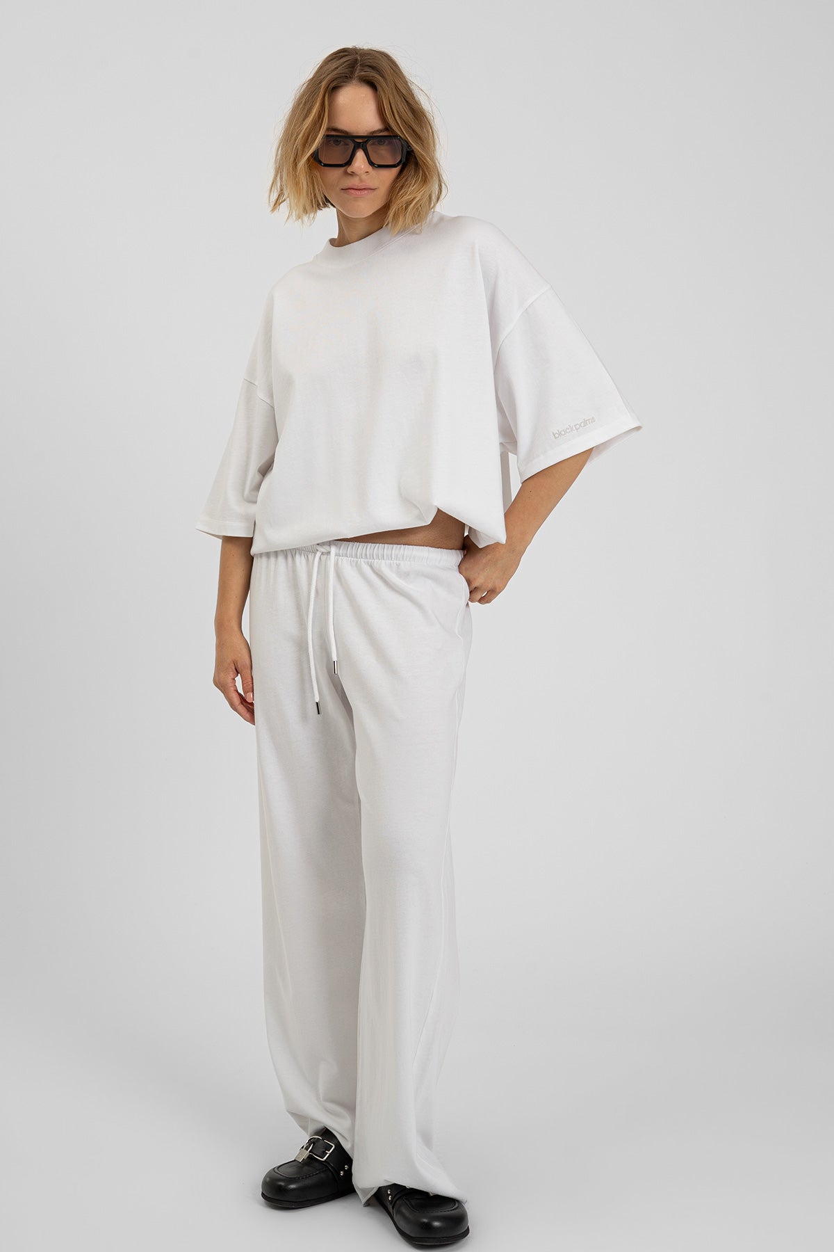 bp ICONIC 022 Tuck Tee White