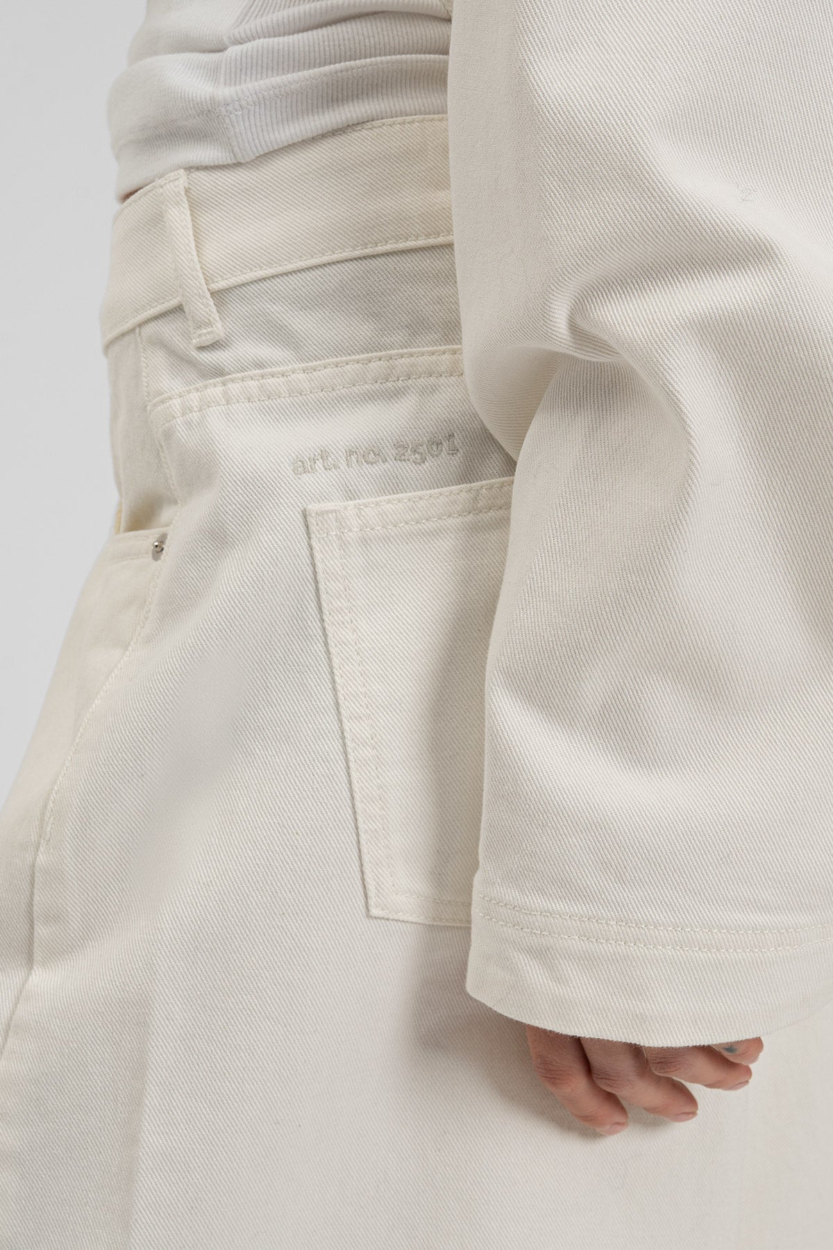 JEANY 2501 Jean Cream