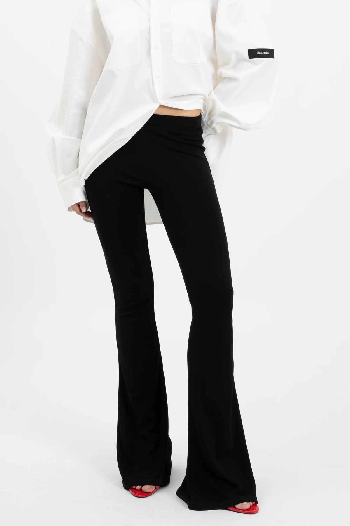 AW24_ECom_FLORENCE_Flares_Black_3