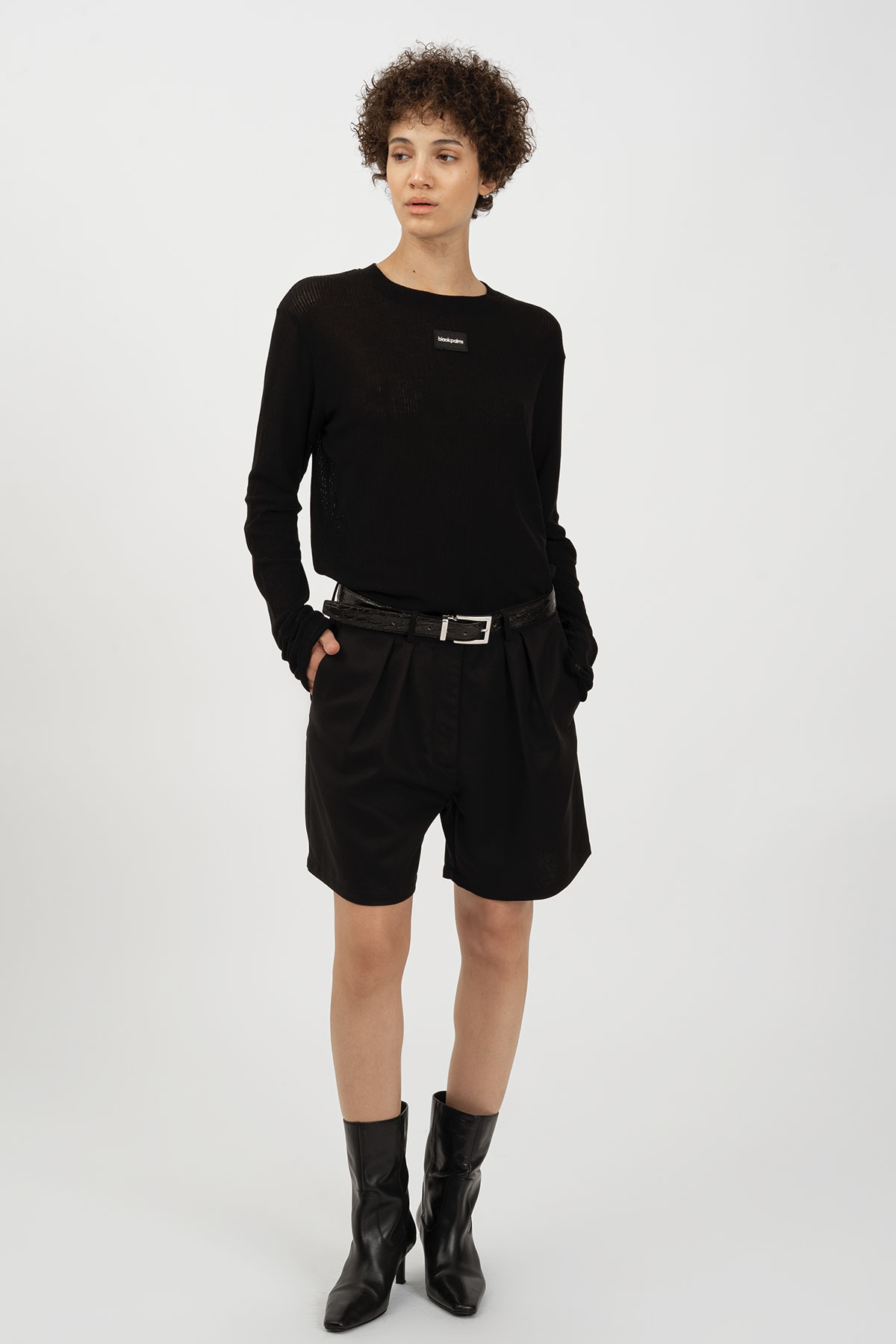 SS25_ECom_bp_BOBBY_Shorts_Black_2